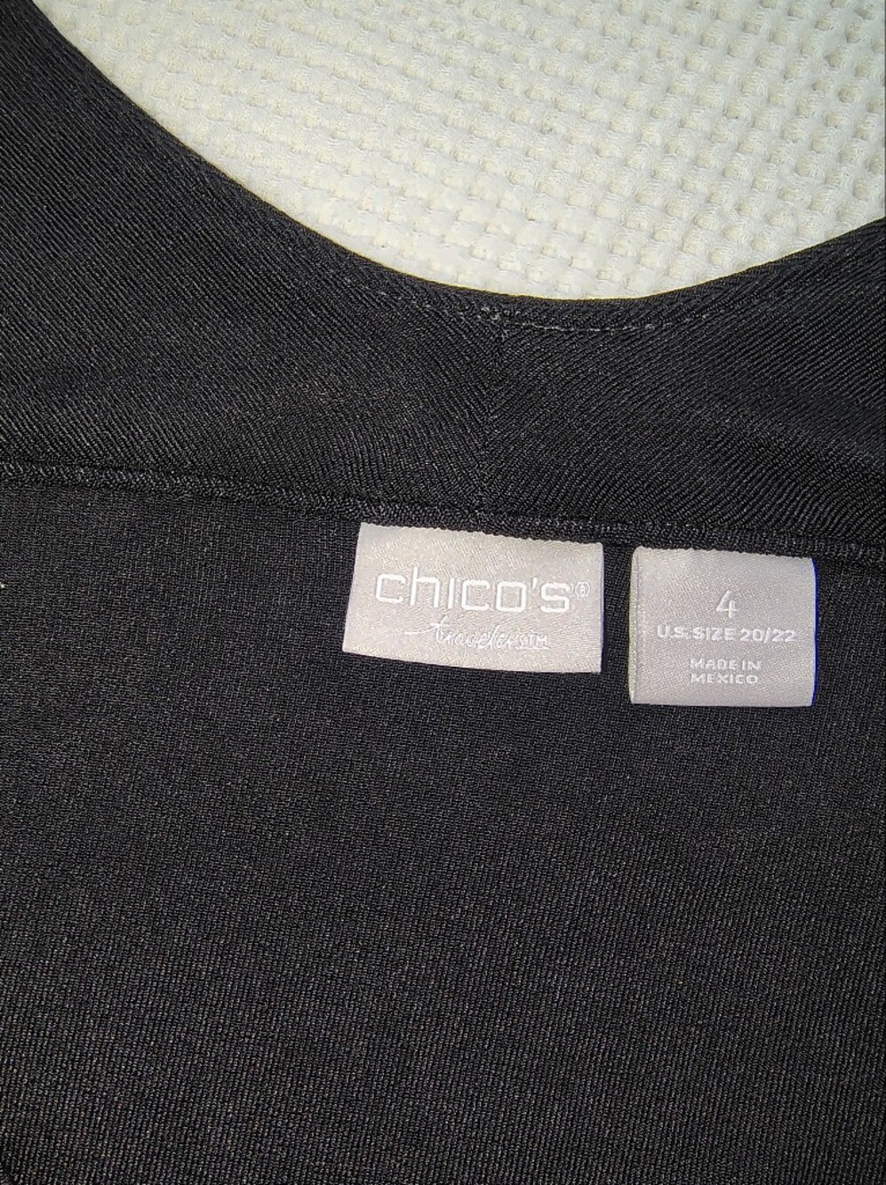 Chico's Black V-Neck Long Sleeve Tunic Top Size 4 (20 - 22) - Picture 7 of 10